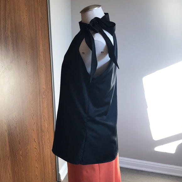 Black blouse - Picture 4 of 5